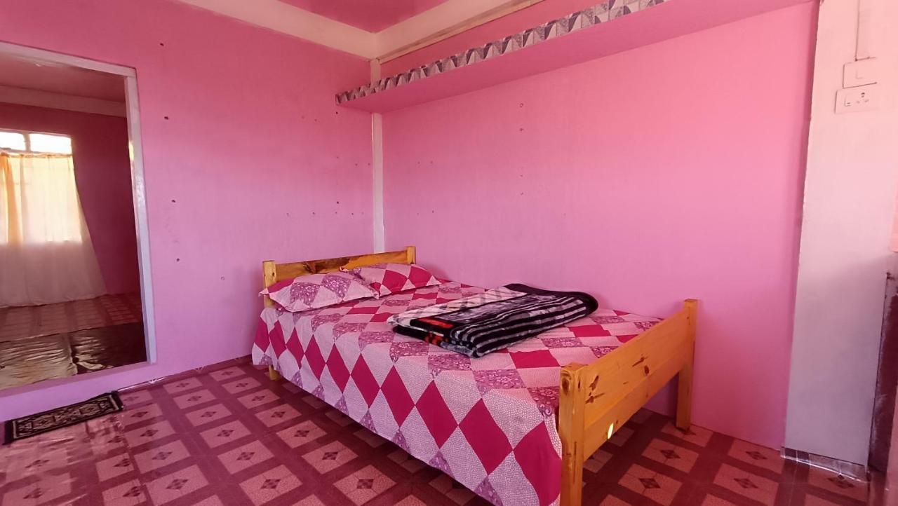 Pamilya Homestay Cserrapundzsi Kültér fotó